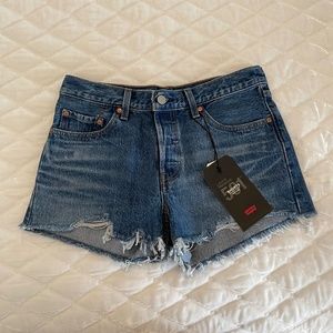 Levi's Mid-rise 501 Denim Shorts (NWT)